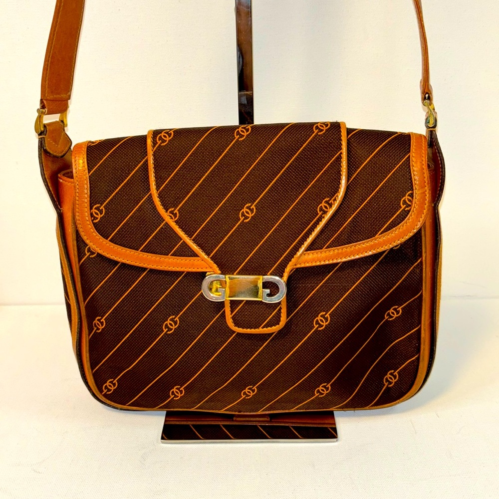 Vintage Gucci Should bag